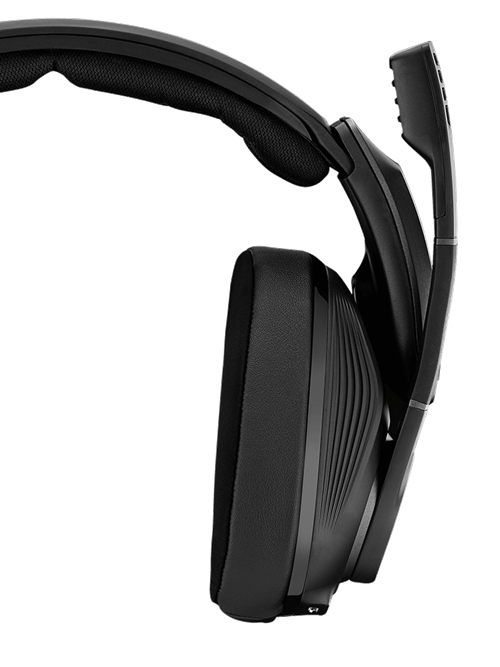 Premium wireless gaming headset with comfortable ear pads