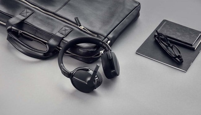 adapt-500---headset-on-table-with-briefcase